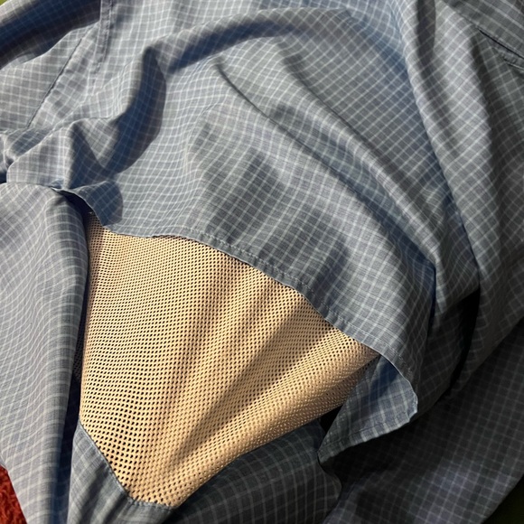 Magellan Outdoors Men's Aransas Pass Button Down long sleeve Shirt - Picture 10 of 12